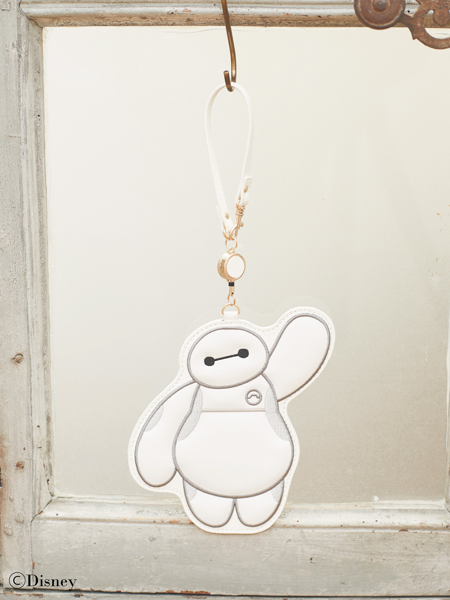 「BAYMAX/パスケース」（4500円d）