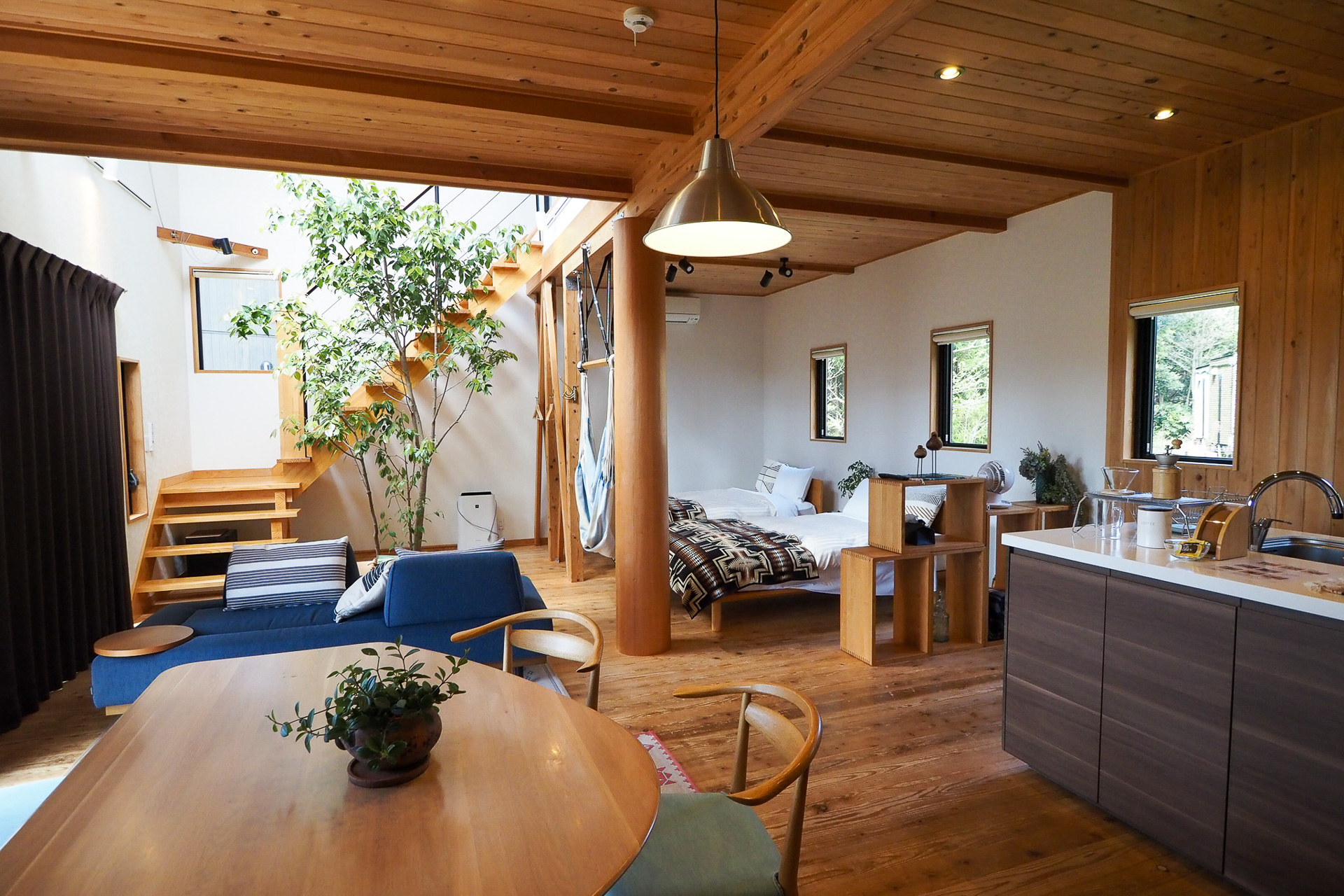 最上級の「グランデコテージ」は屋上で日向ぼっこが楽しめる