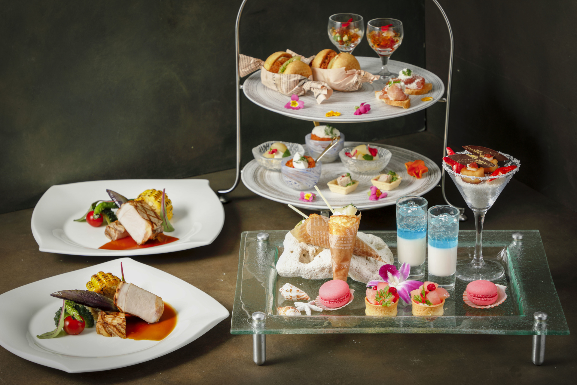 和歌山県産「あら川の桃」を贅沢に使ったイブニングハイティー「Local Peach Night」