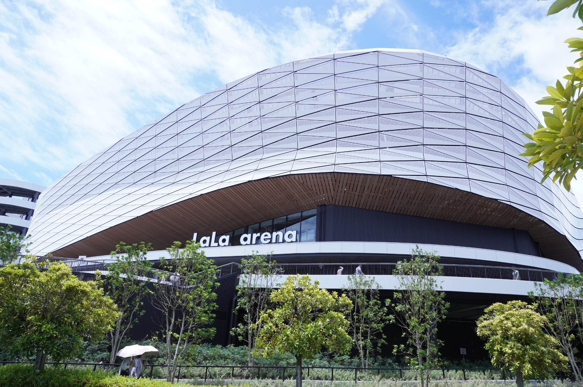 “ジェット機”から着想を得た外観デザイン