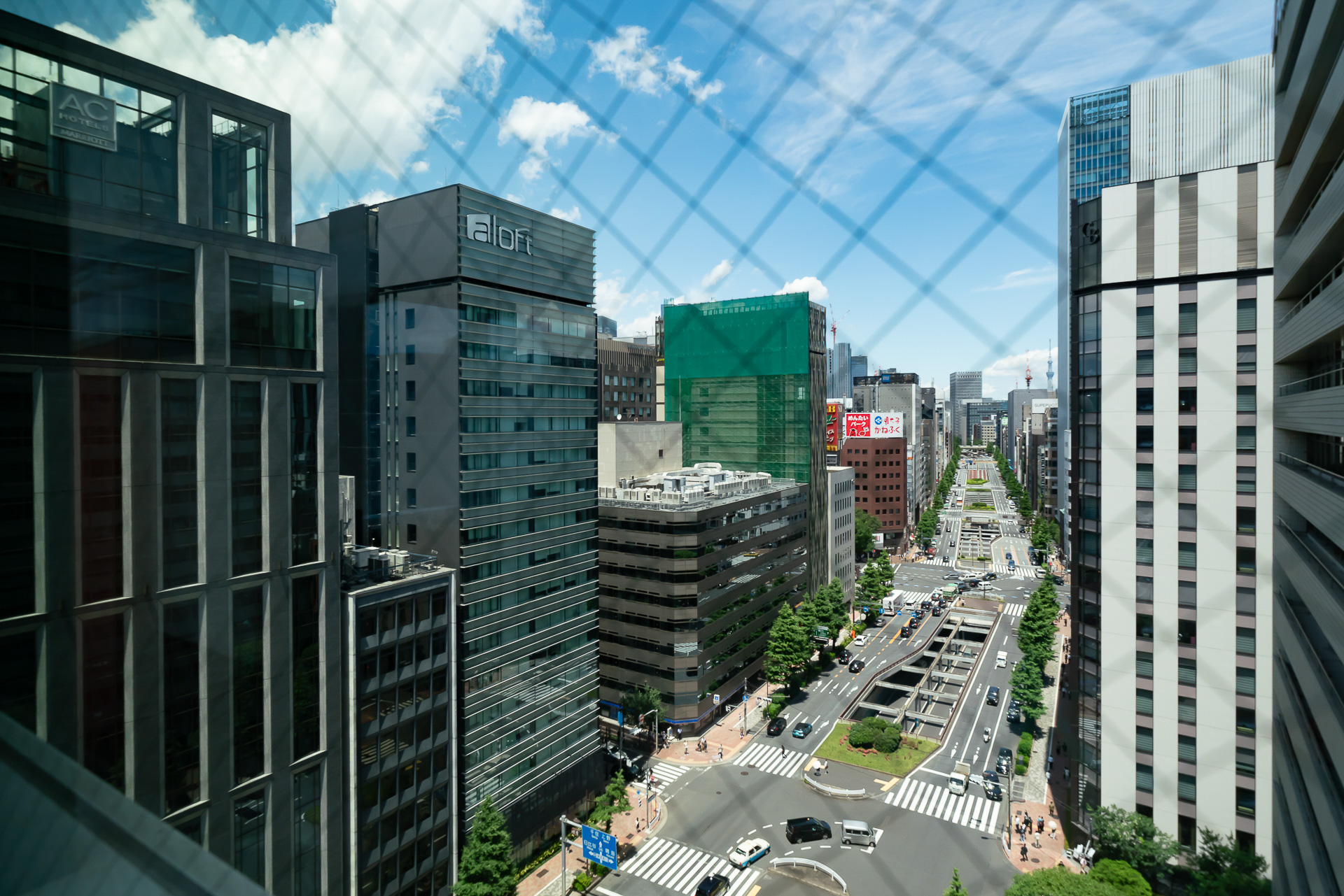 銀座の昭和通りがよく見える