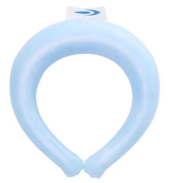 冷水でも凍結するPCM素材を採用