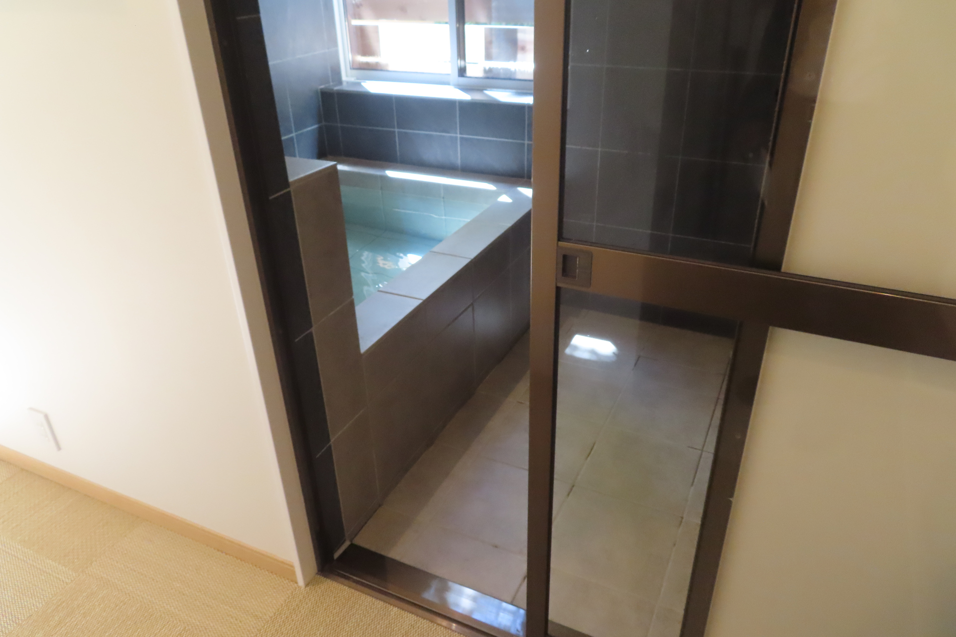 バリアフリーを意識した107号室