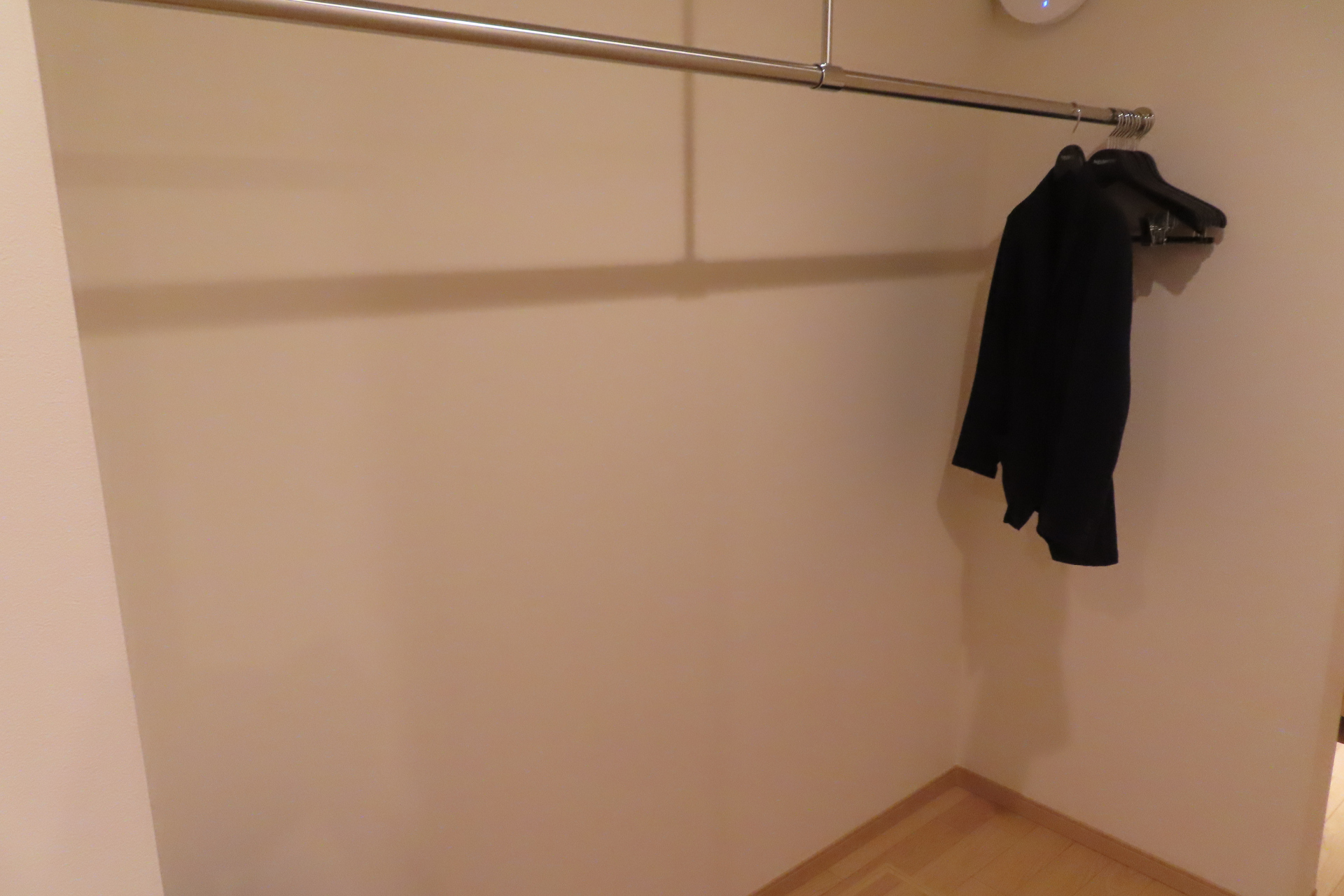 大きめのハンガーもあり、洗濯物も干しやすい