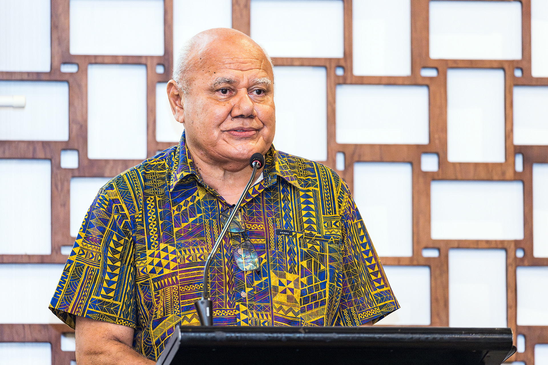 首相代理 兼 観光＆民間航空大臣 ヴィリアーム・カヴォカ氏