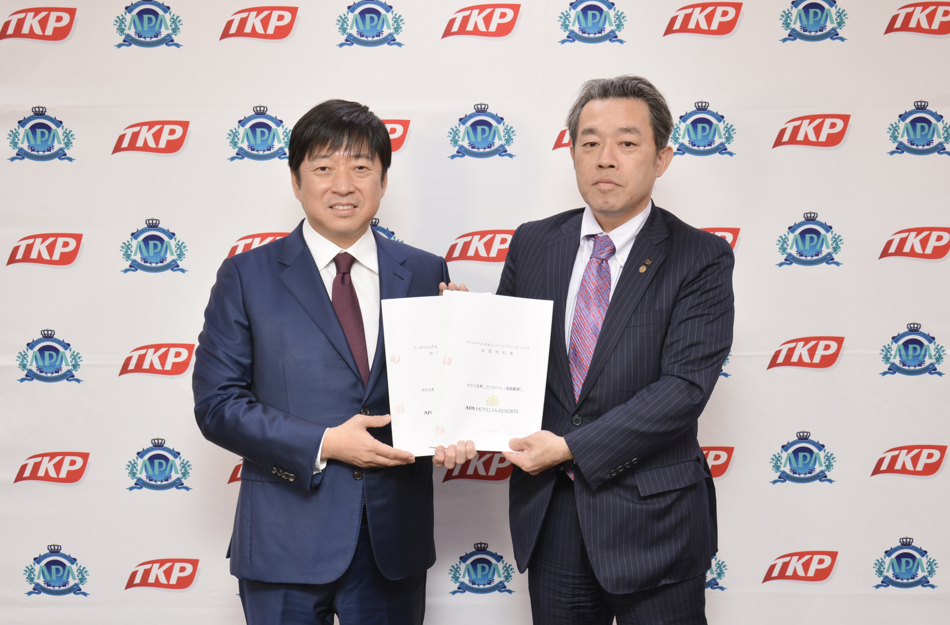 「アパホテル〈帯広駅前〉」と「アパホテル〈函館駅前〉」を開業