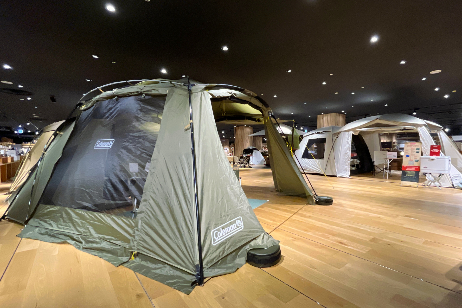 アルペンアウトドアーズ×コールマン第3弾は2ルームテント（2種）