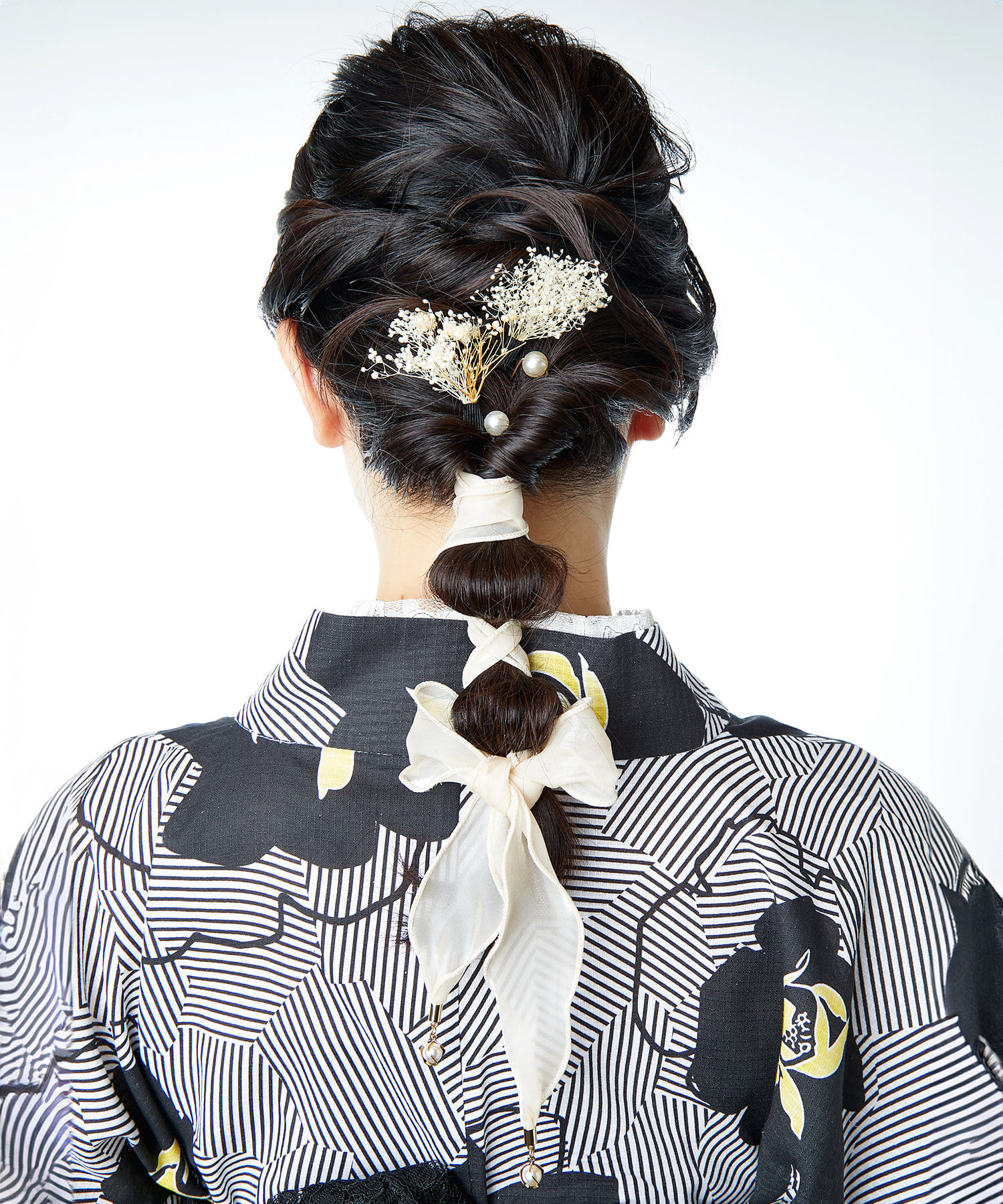 「リボンドライフラワーUピンセット」（880円）