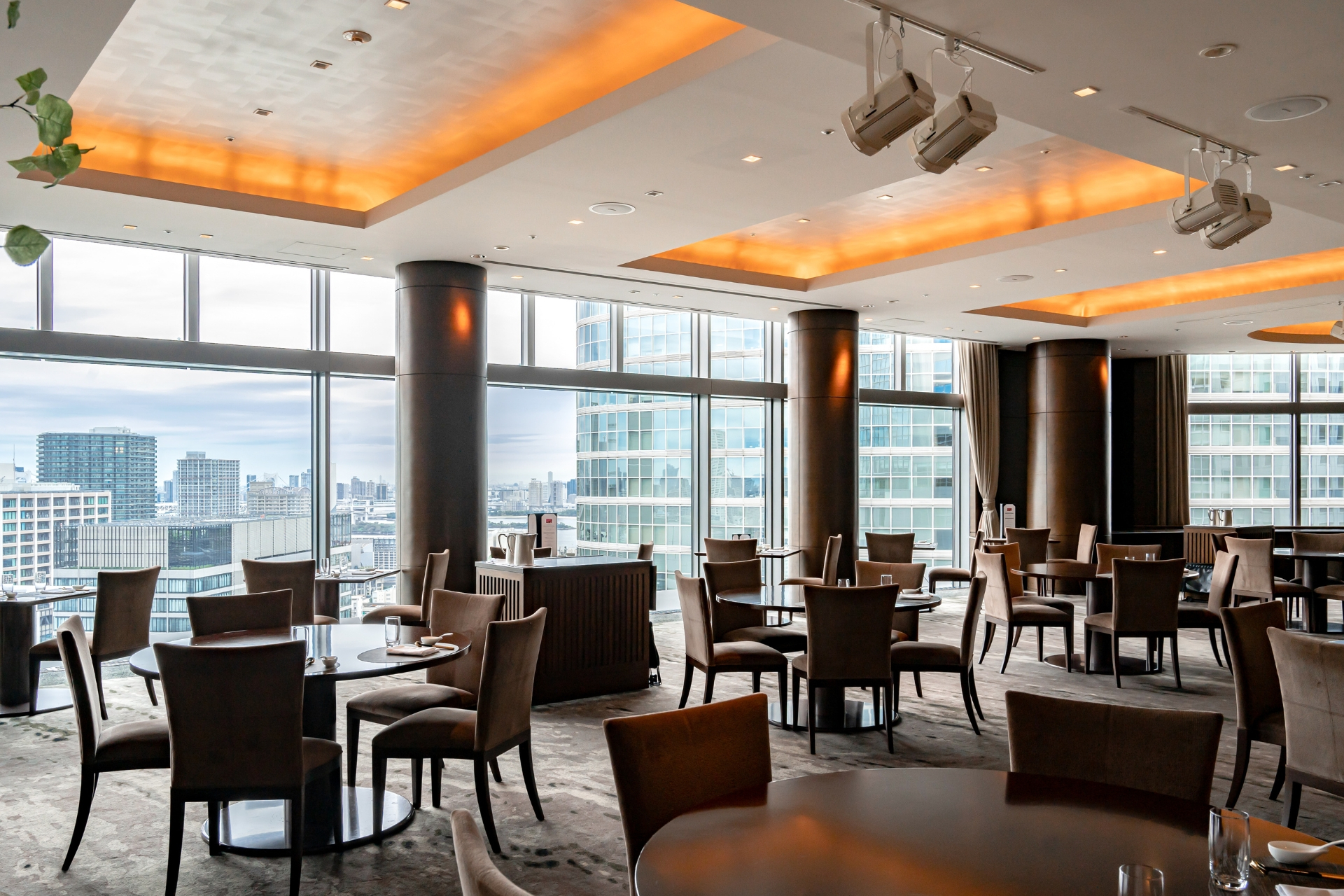 中国料理「チャイナシャドー」