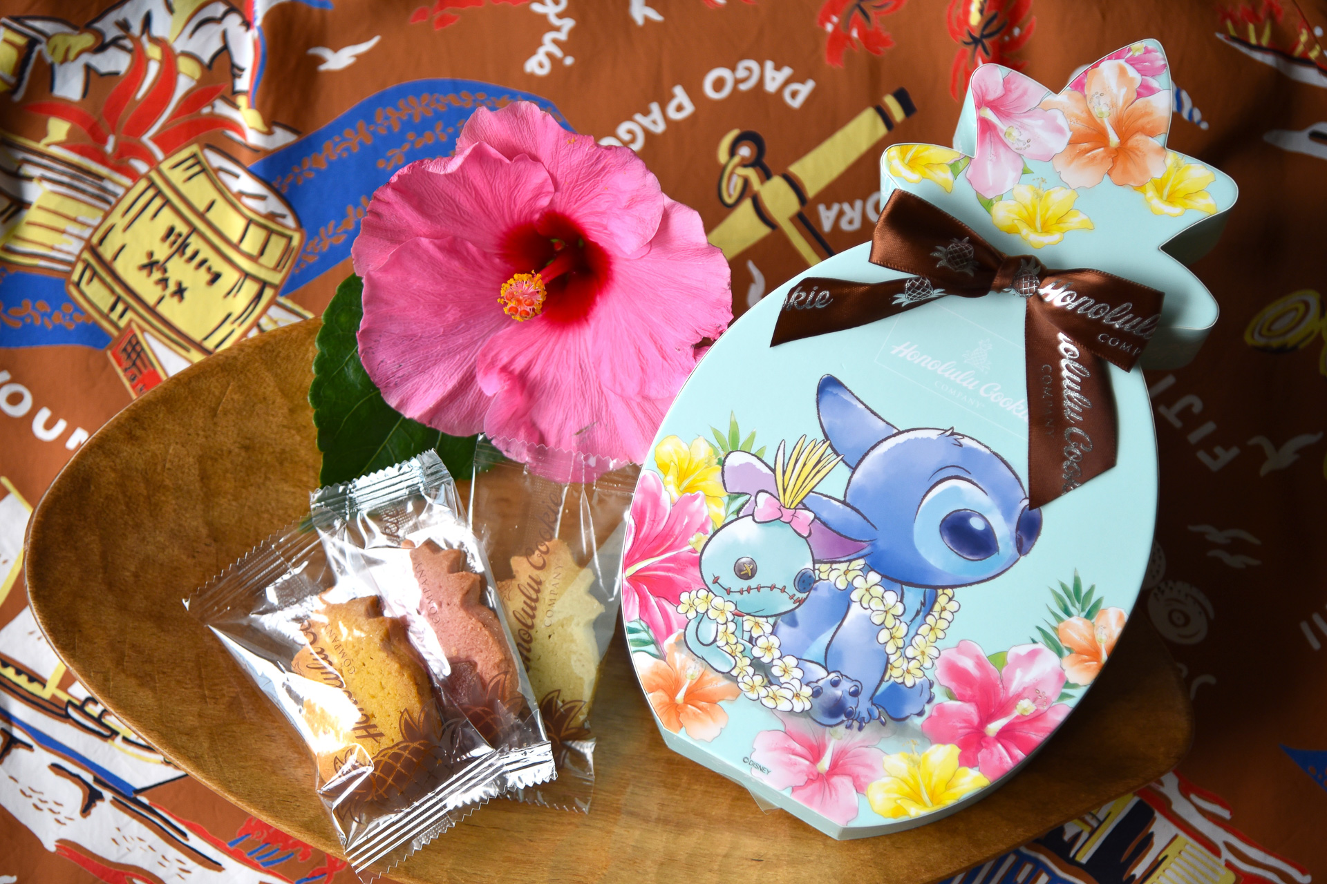 リロ＆スティッチデザインのホノルル・クッキー・カンパニーとディズニーストア共同企画アイテム