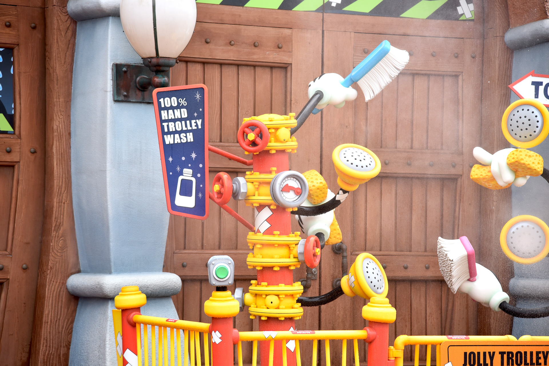 トゥーンタウンらしいマシーンの造形が最高だ。100％ハンドウォッシュ