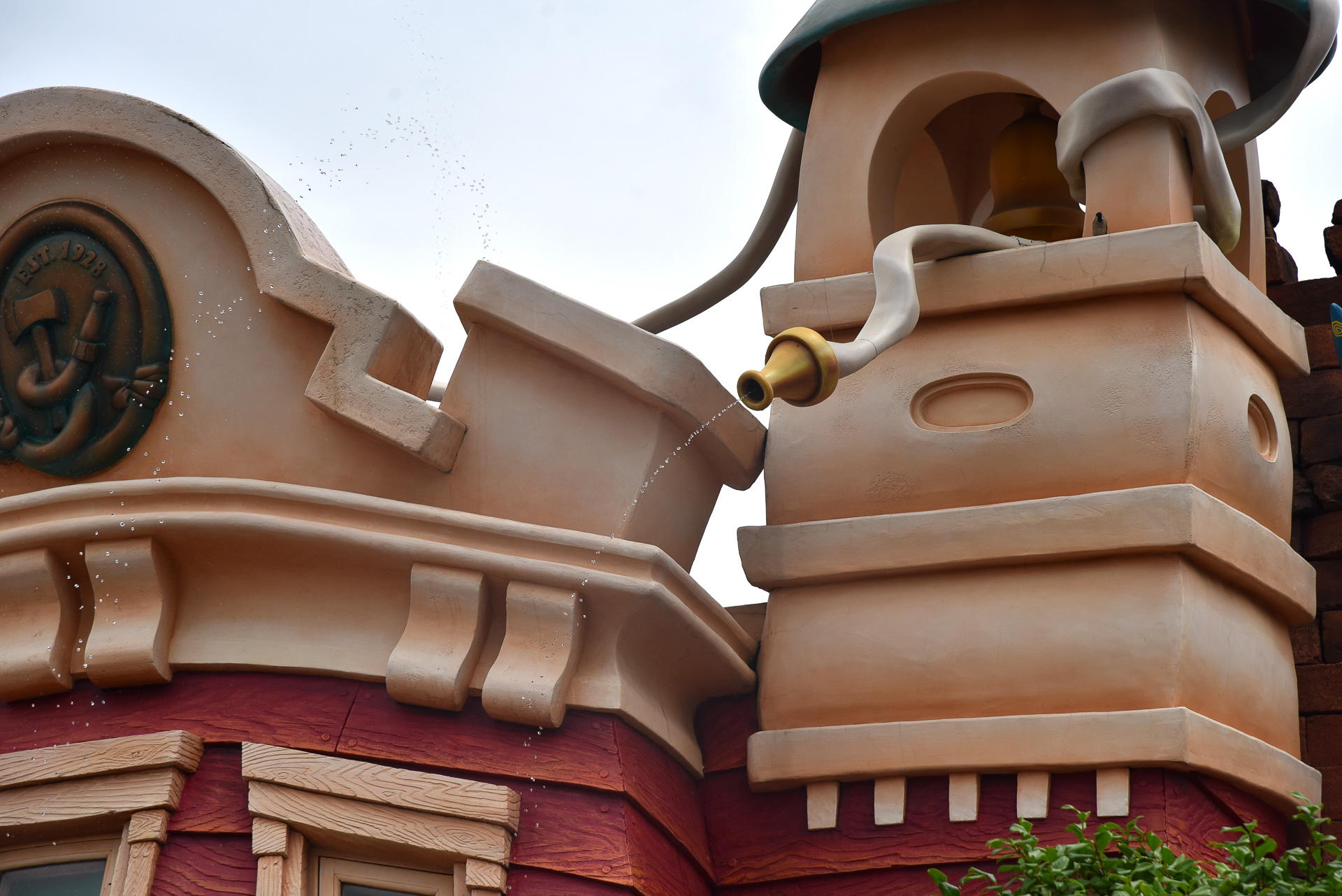 どかーんと音がしたら水が出る合図だ