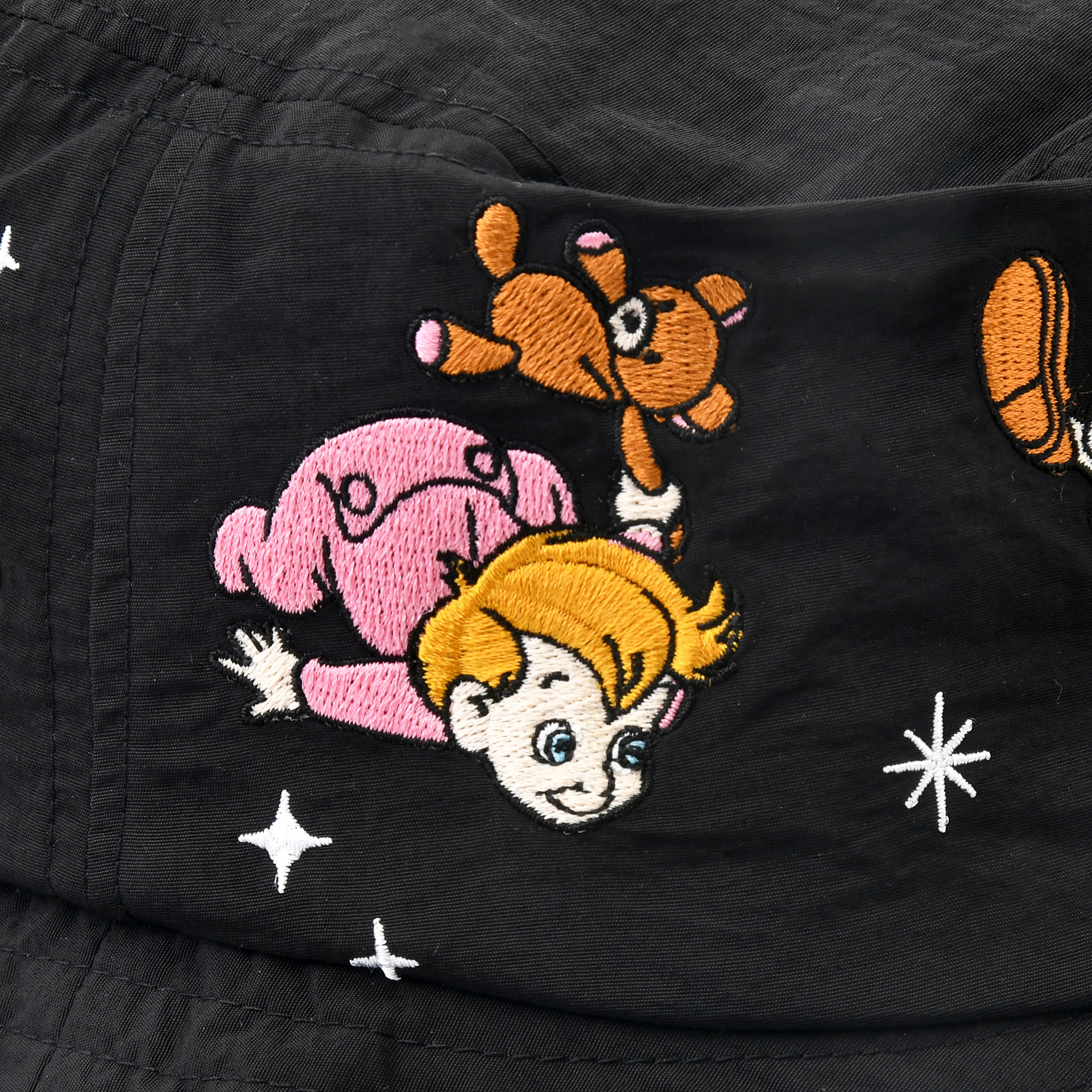 「ハット」（4000円）