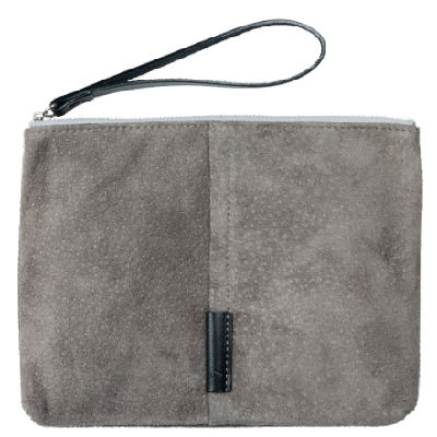 iPadやA5手帳カバーが収納可能なサイズ