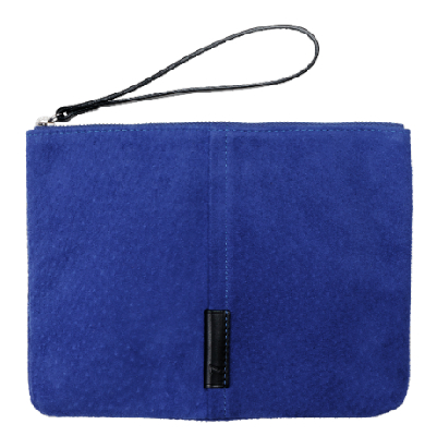 ガジェットやコスメなどの小物類が収納可能なサイズ