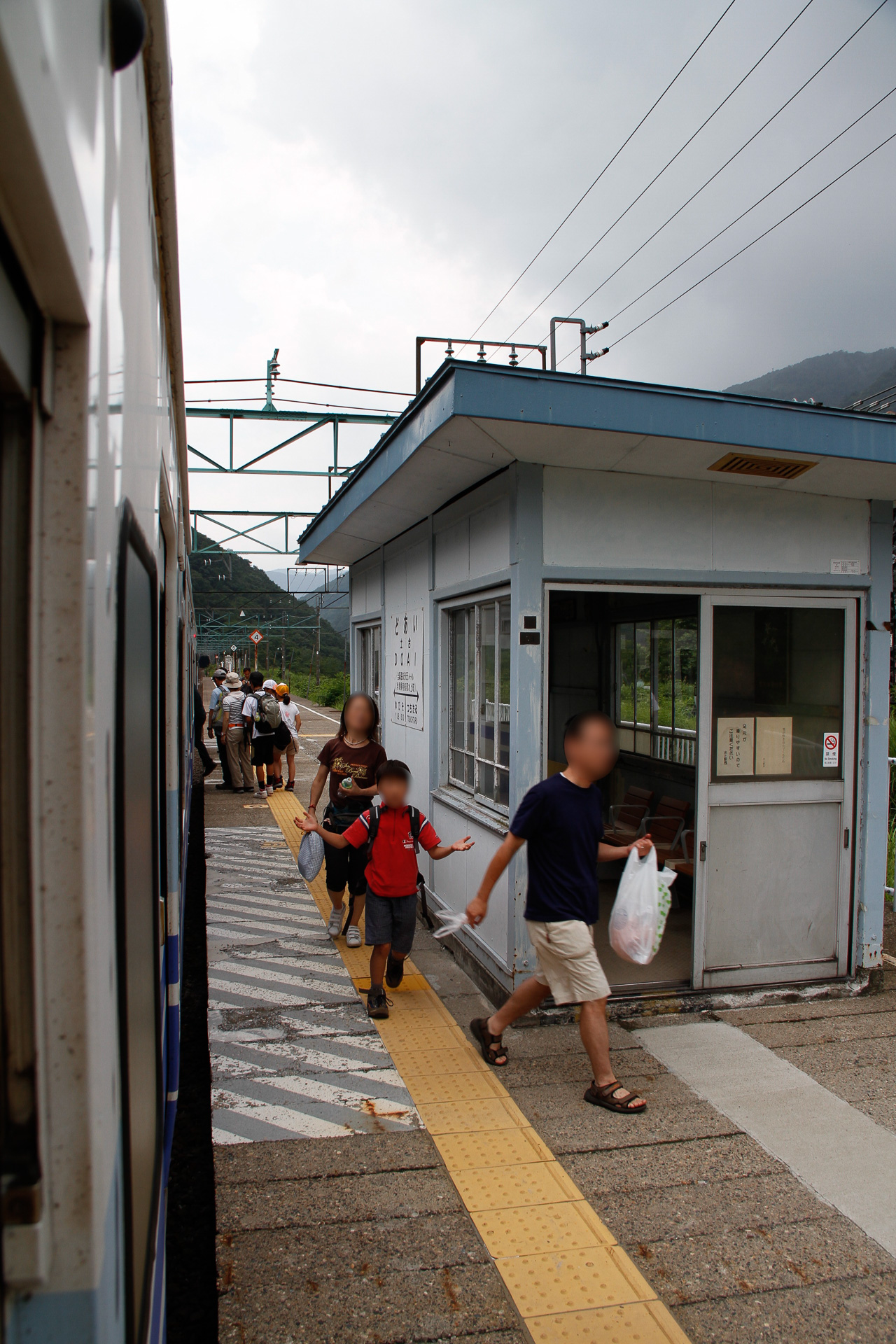 下りホームとは裏腹に、ほとんど話題にならない土合駅の上りホーム。こちらは地上にある