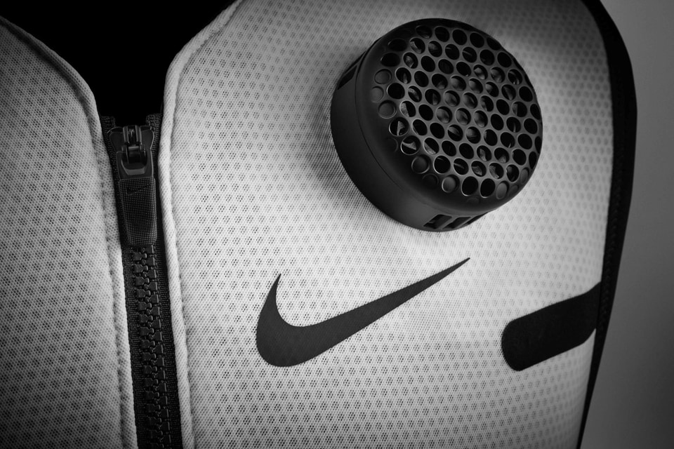 ナイキ(NIKE) 冷却ベスト ホワイト M プレクール ベスト メディア掲載情報】NIKE プレクールベスト / “UOMO”8-9月合併号