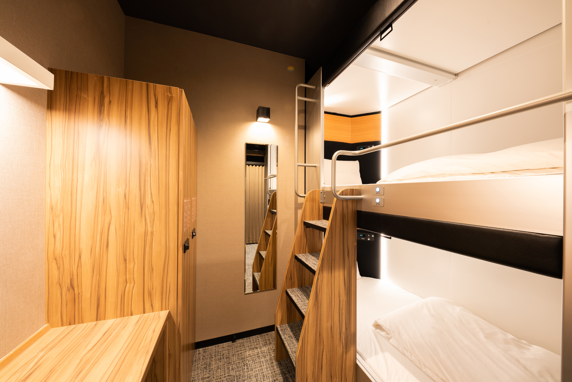 客室（キャビンタイプ）