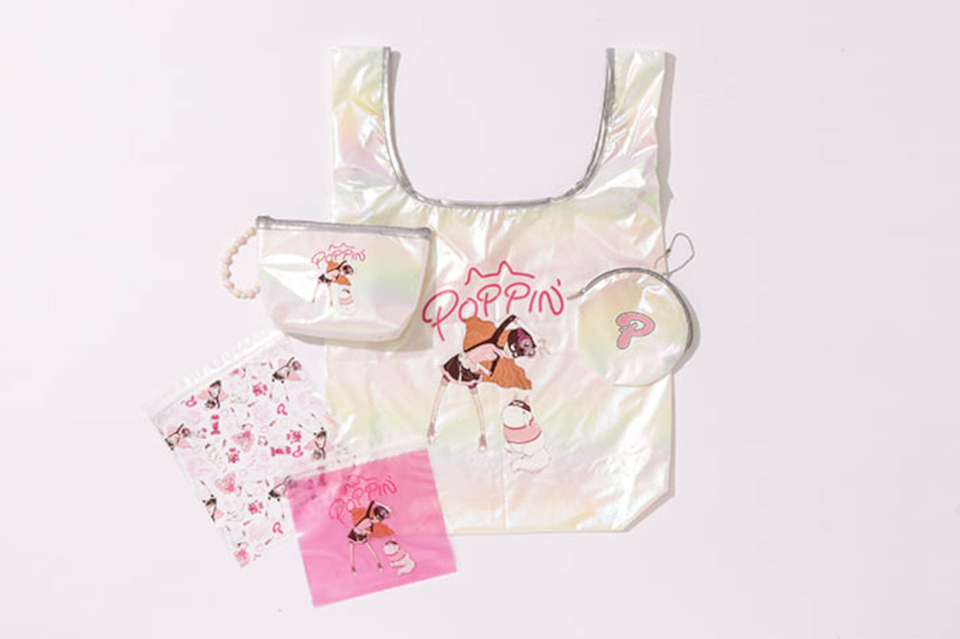 角度によって色の見え方が変わるオーロラ仕様のアイテム