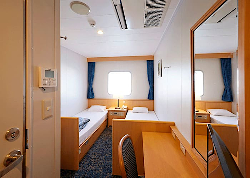 ステートの船室