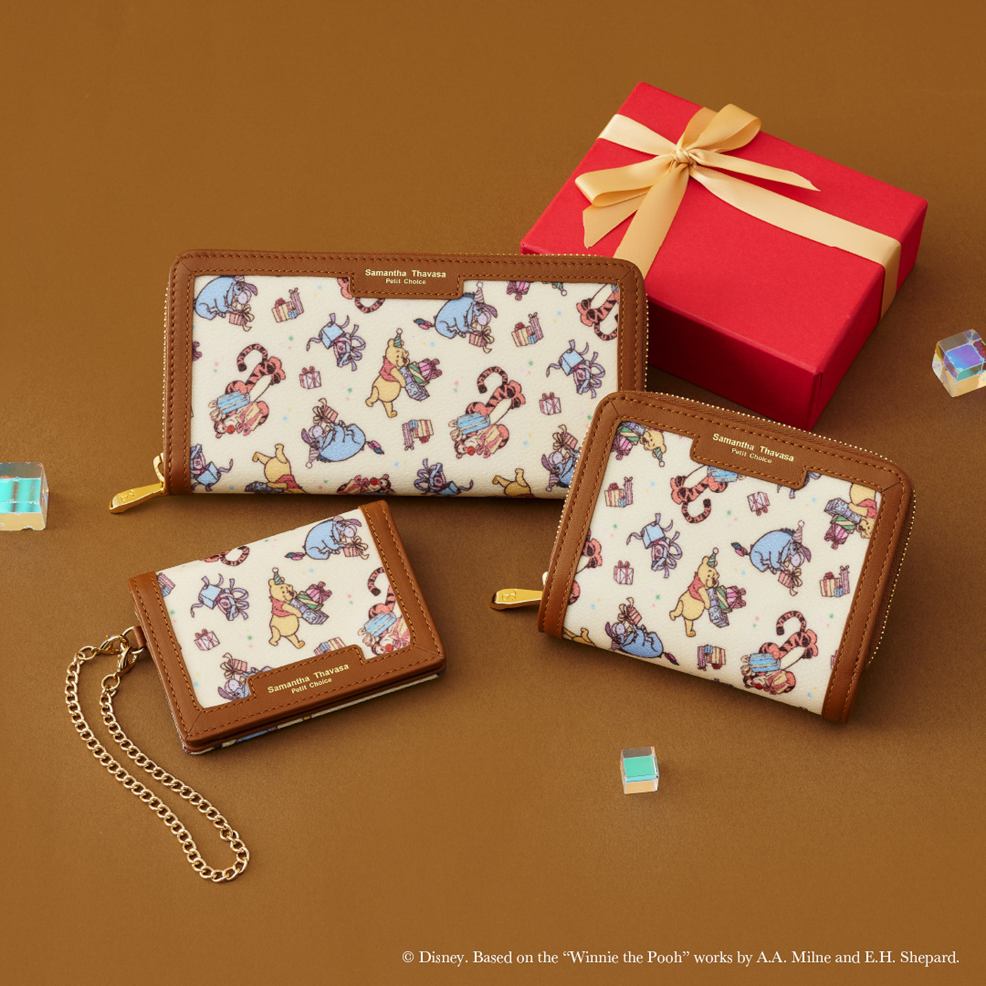 「長財布（総柄）」（2万5300円）、「折財布」（2万3100円）、「パスケース」（1万4300円）