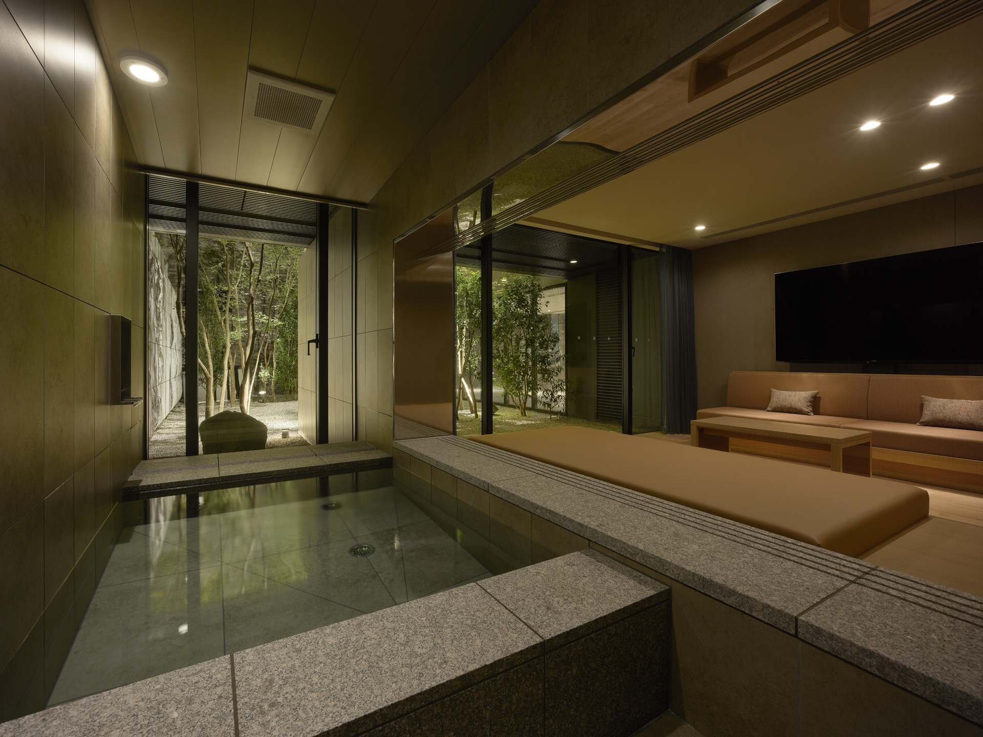 プライベートバス