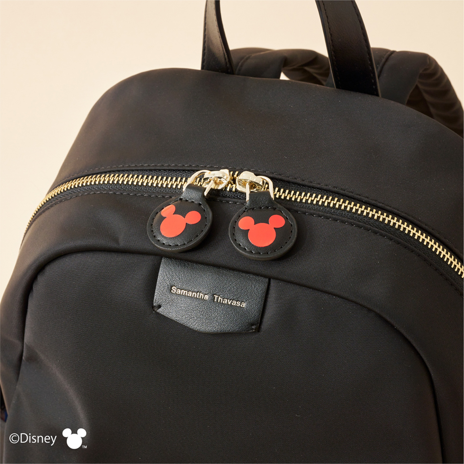 ファスナートップはミッキーアイコン