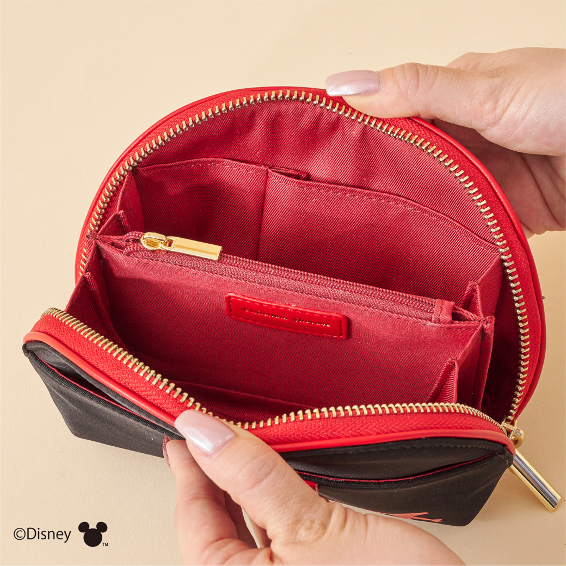 ガバッと大きく開くので視認性もいい