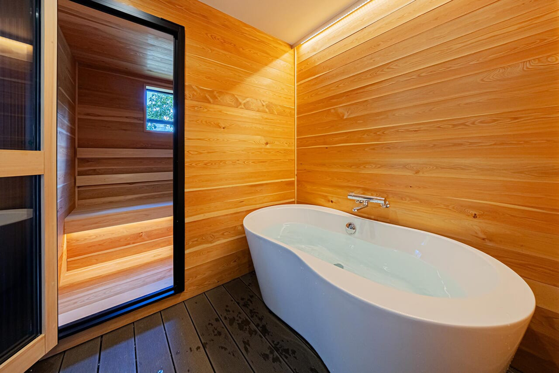 サウナと水風呂