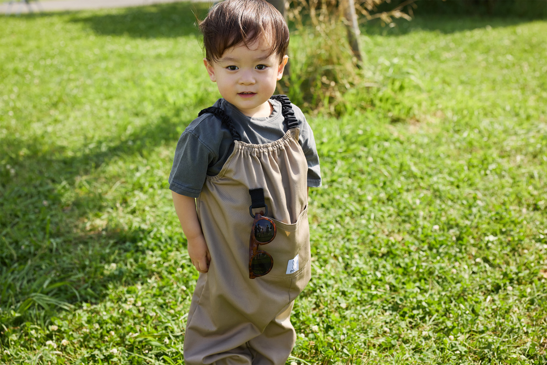 大きめポケットがついたプレイウェア