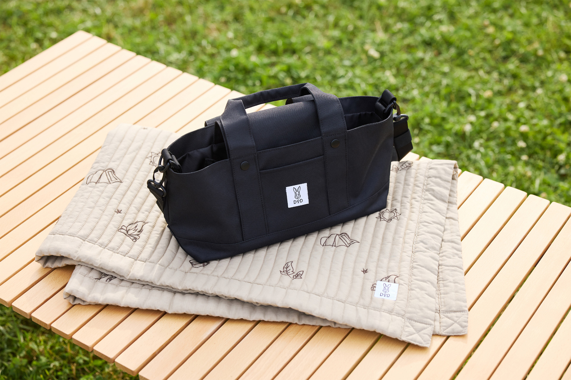 3740円お得になるベビーカーバッグとキルトケットのセット