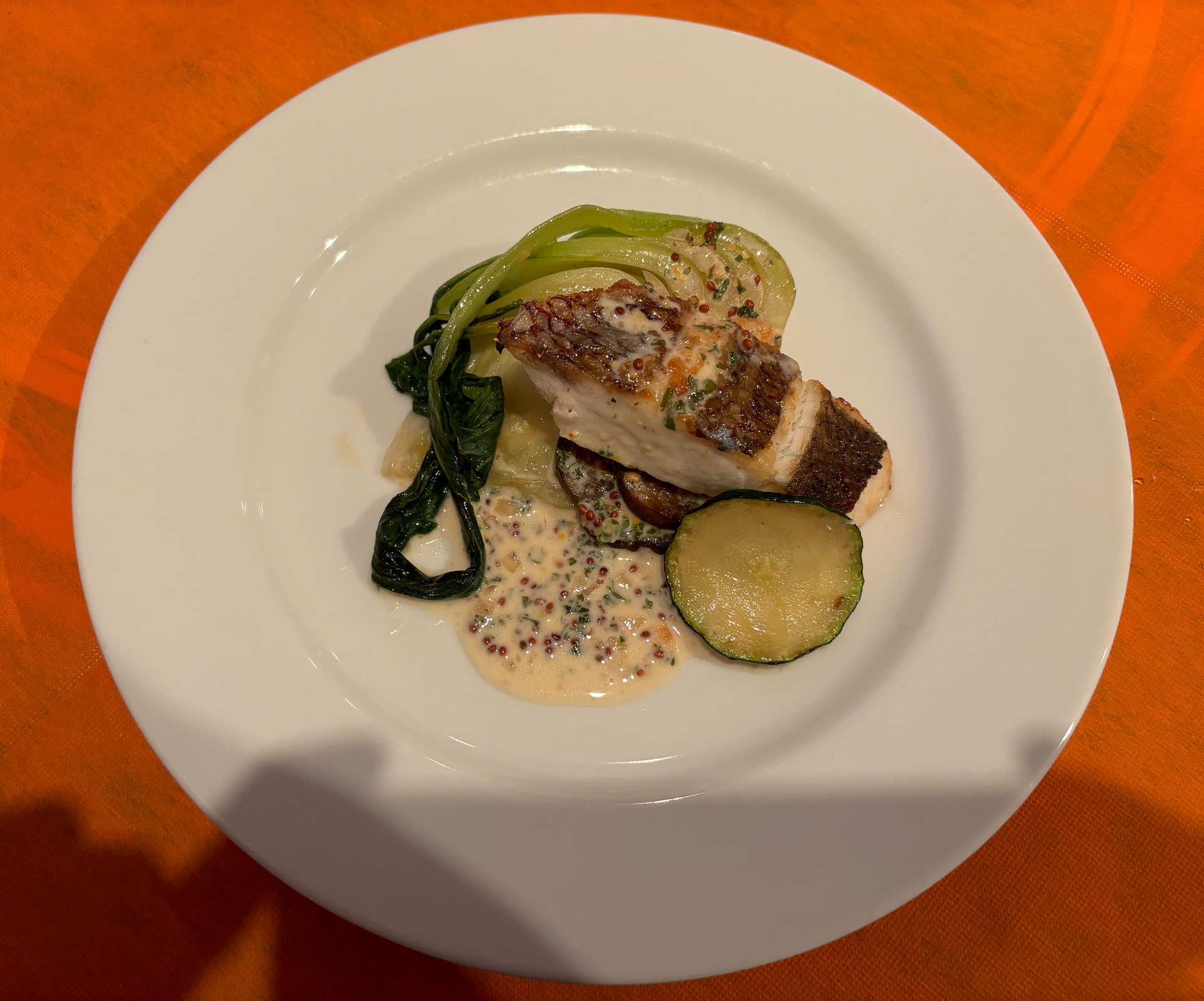 真鯛のポワレ、マスタードソース