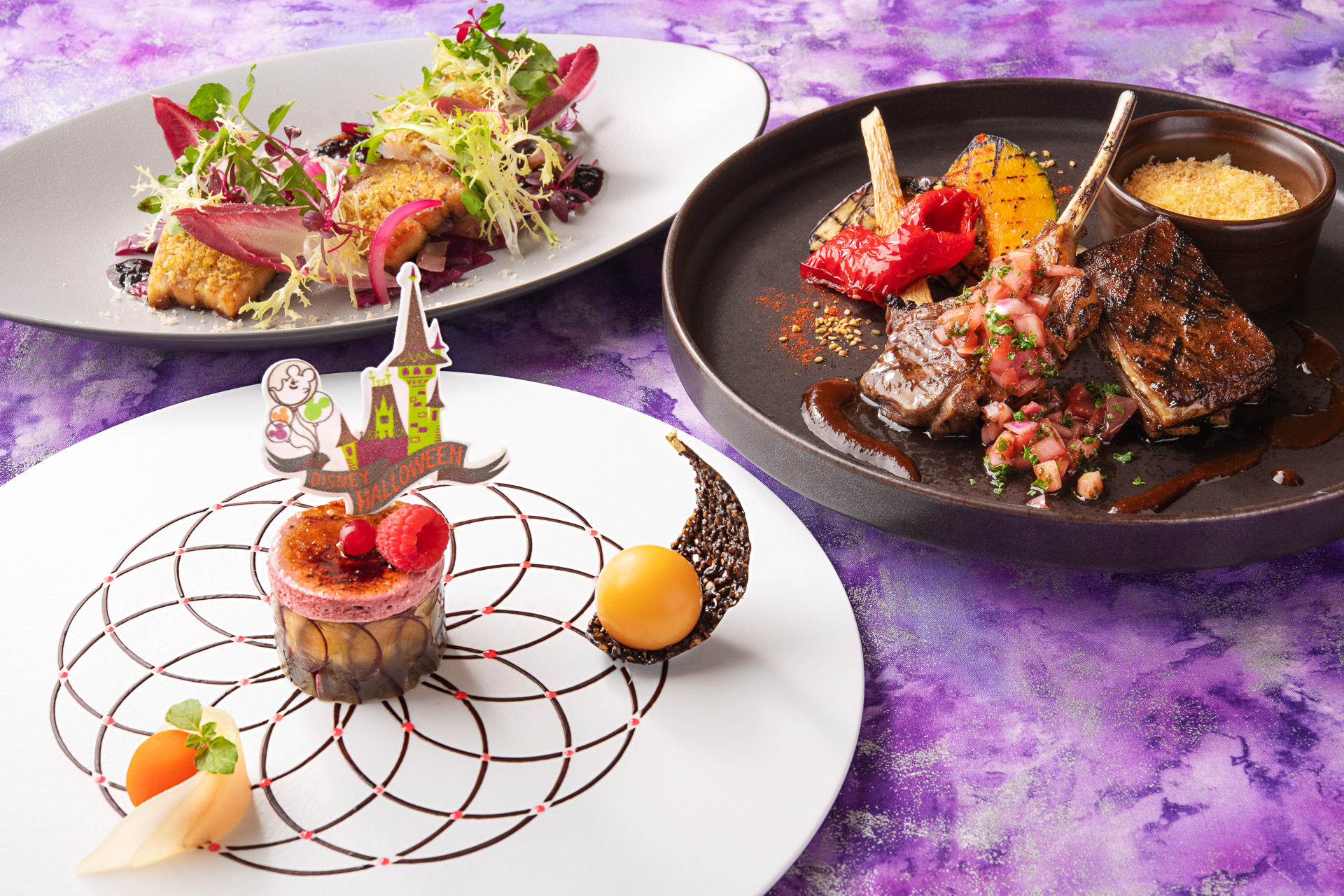 「エンパイア・グリル」の「“ディズニー・ハロウィーン” エンパイア・グリル・ディナー」（1万3300円）
