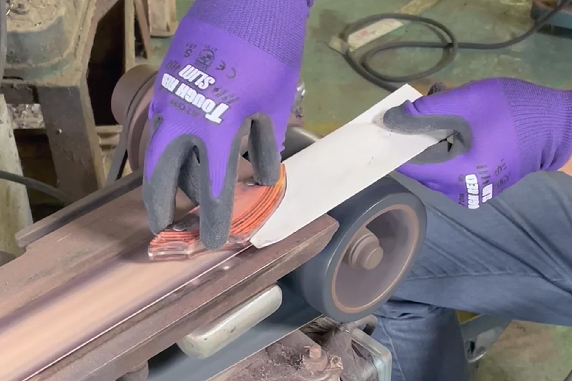 職人による仕上げ