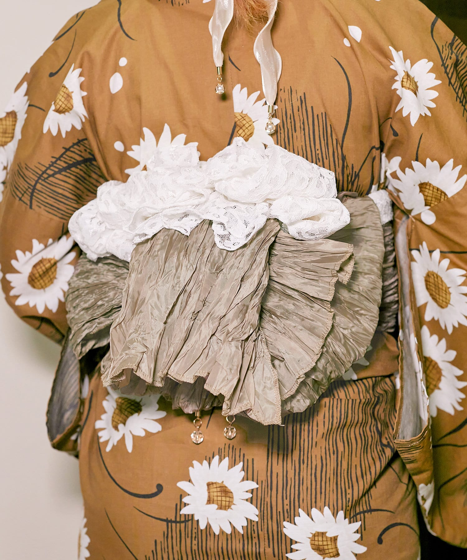 手持ちの帯と組み合わせることでボリューム感のあるリボンが作れる