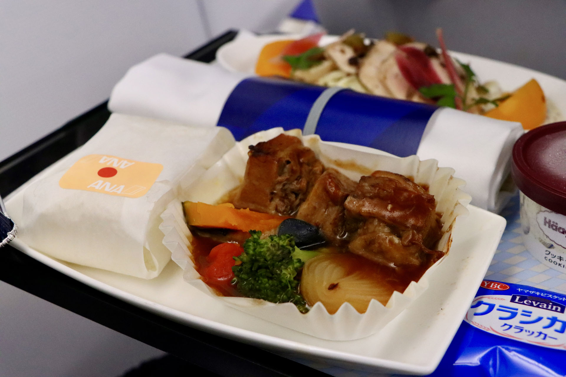 牛肉和風デミグラス煮