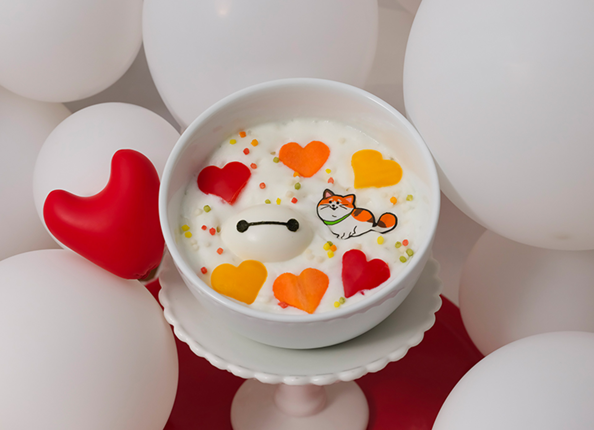 「ホワイトカレーうどん」（1990円）