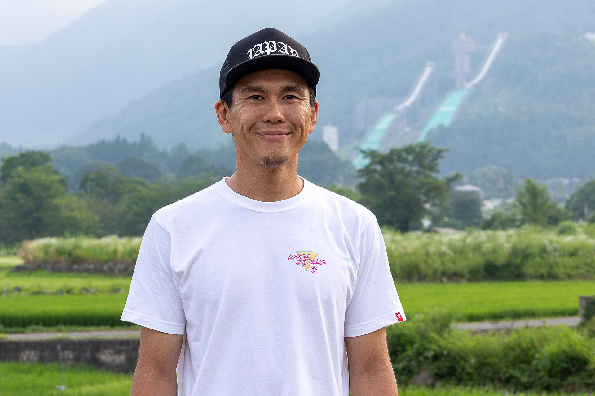 管理人の峠諒司さん。地元に顔が広く、自らもスノーボードやMTBなどやる方なのでいろいろな情報を持っている。白馬での過ごし方を相談してはいかがだろうか