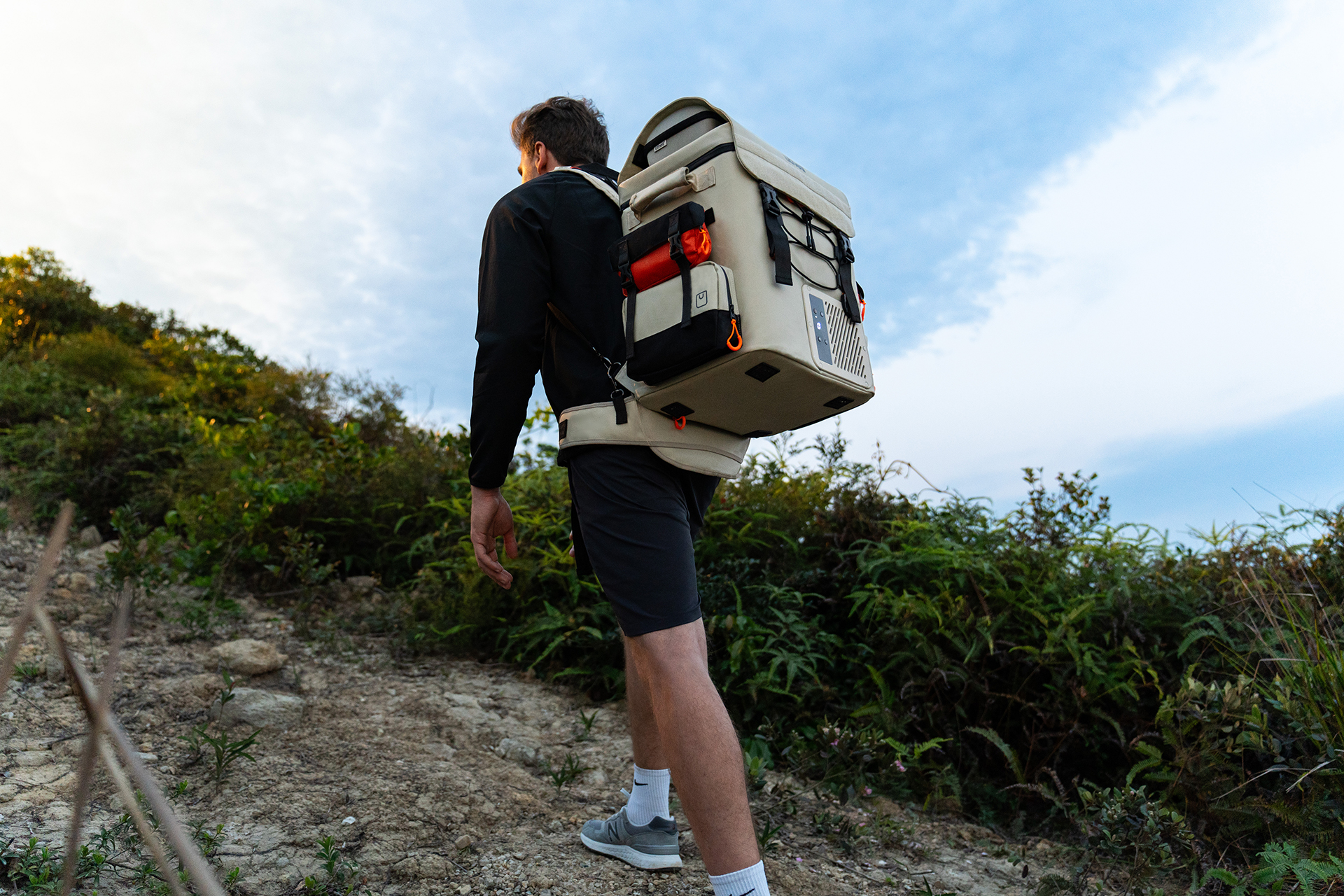 背負って運搬も可能