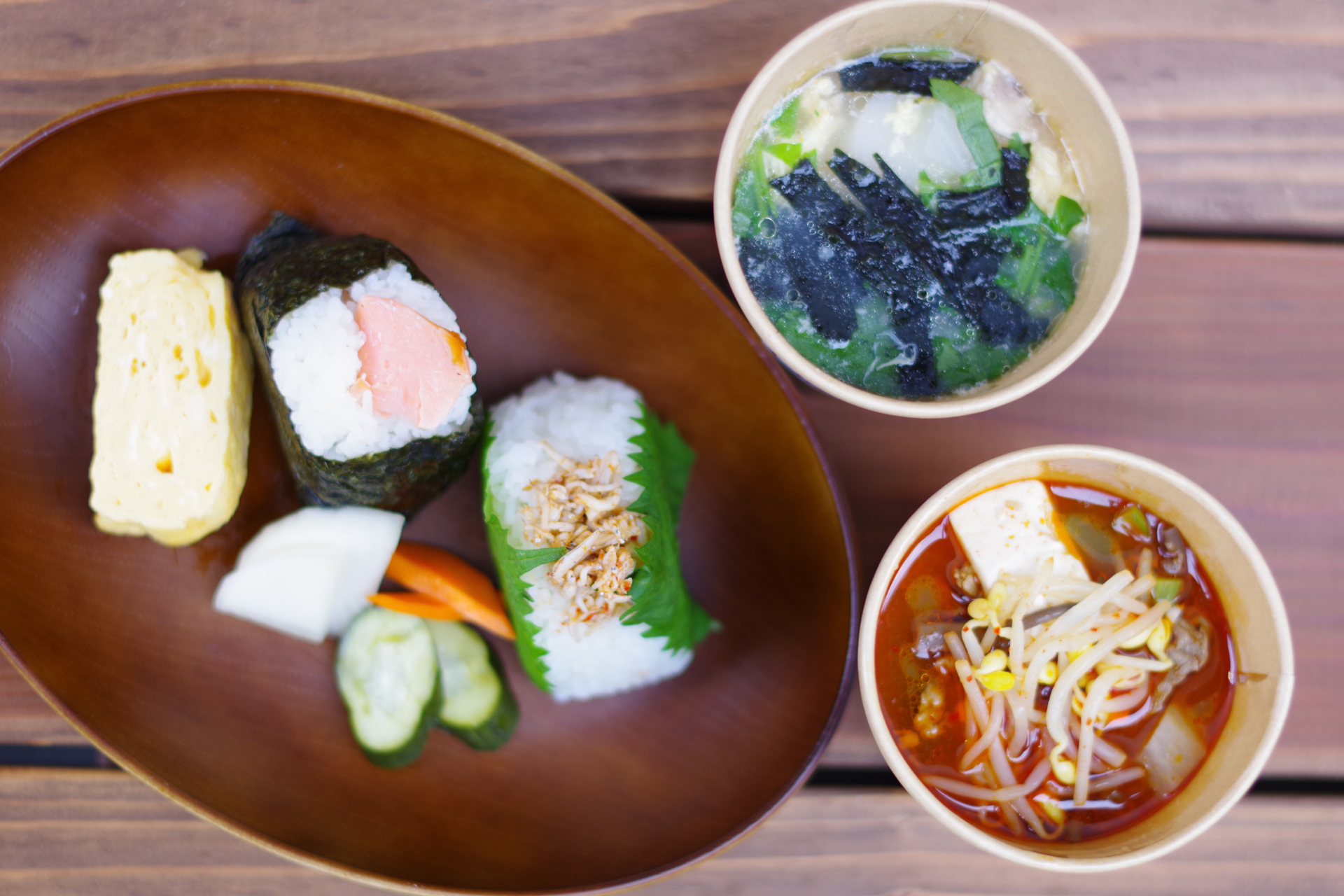 ワンちゃんと一緒に利用できる席も用意