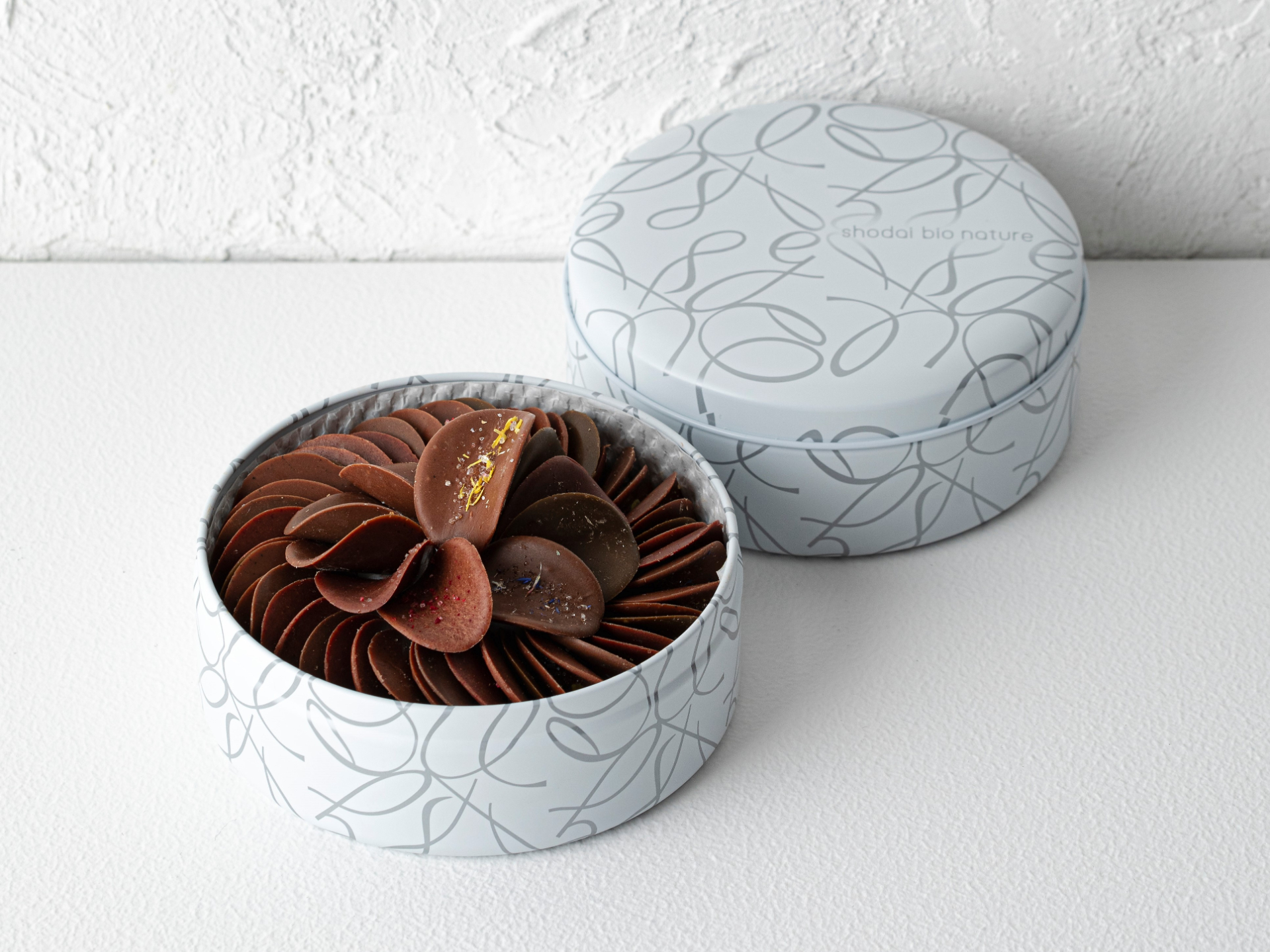 「ペタルマホガニー」（120g6400円）