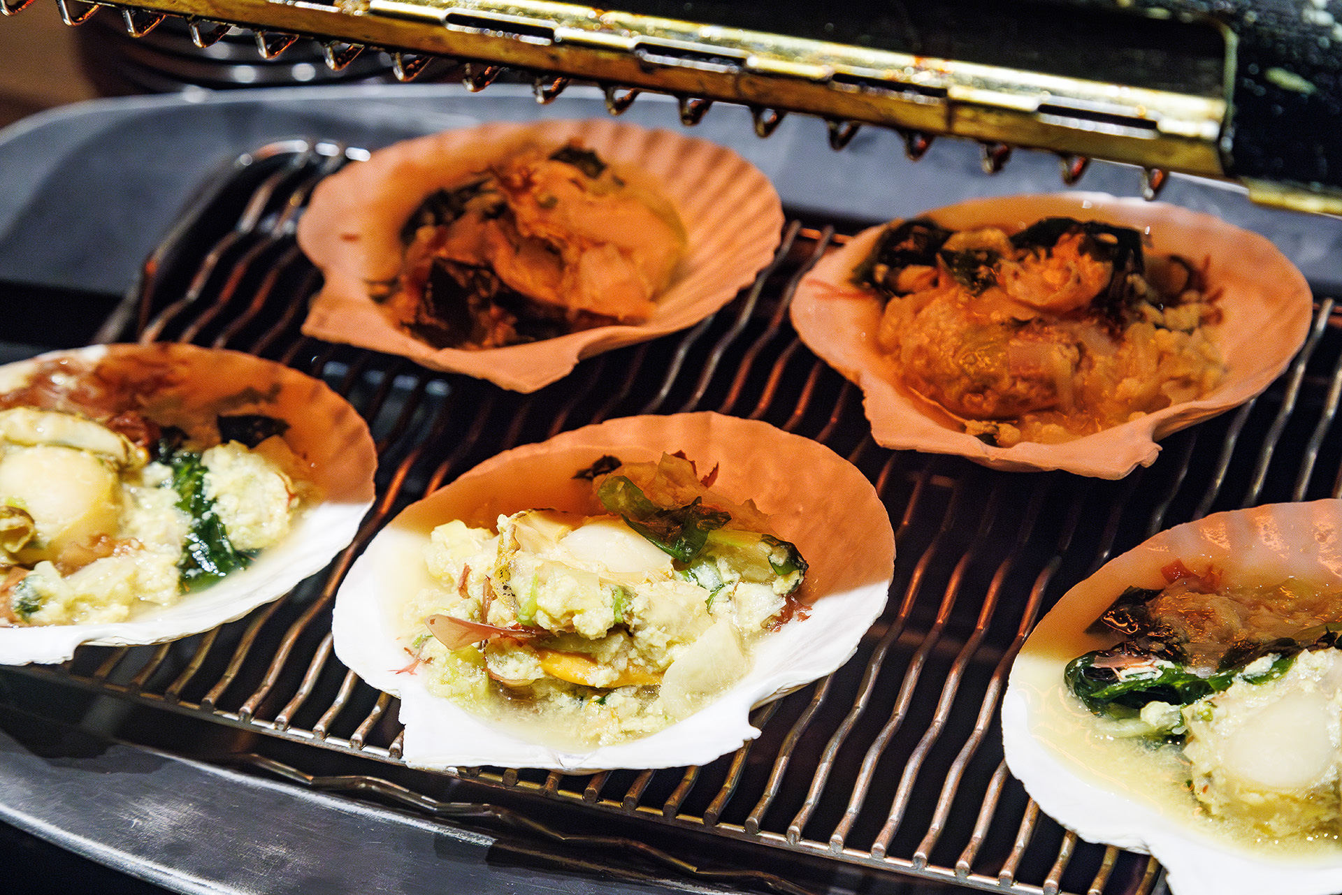 青森の郷土料理「貝焼きみそ」