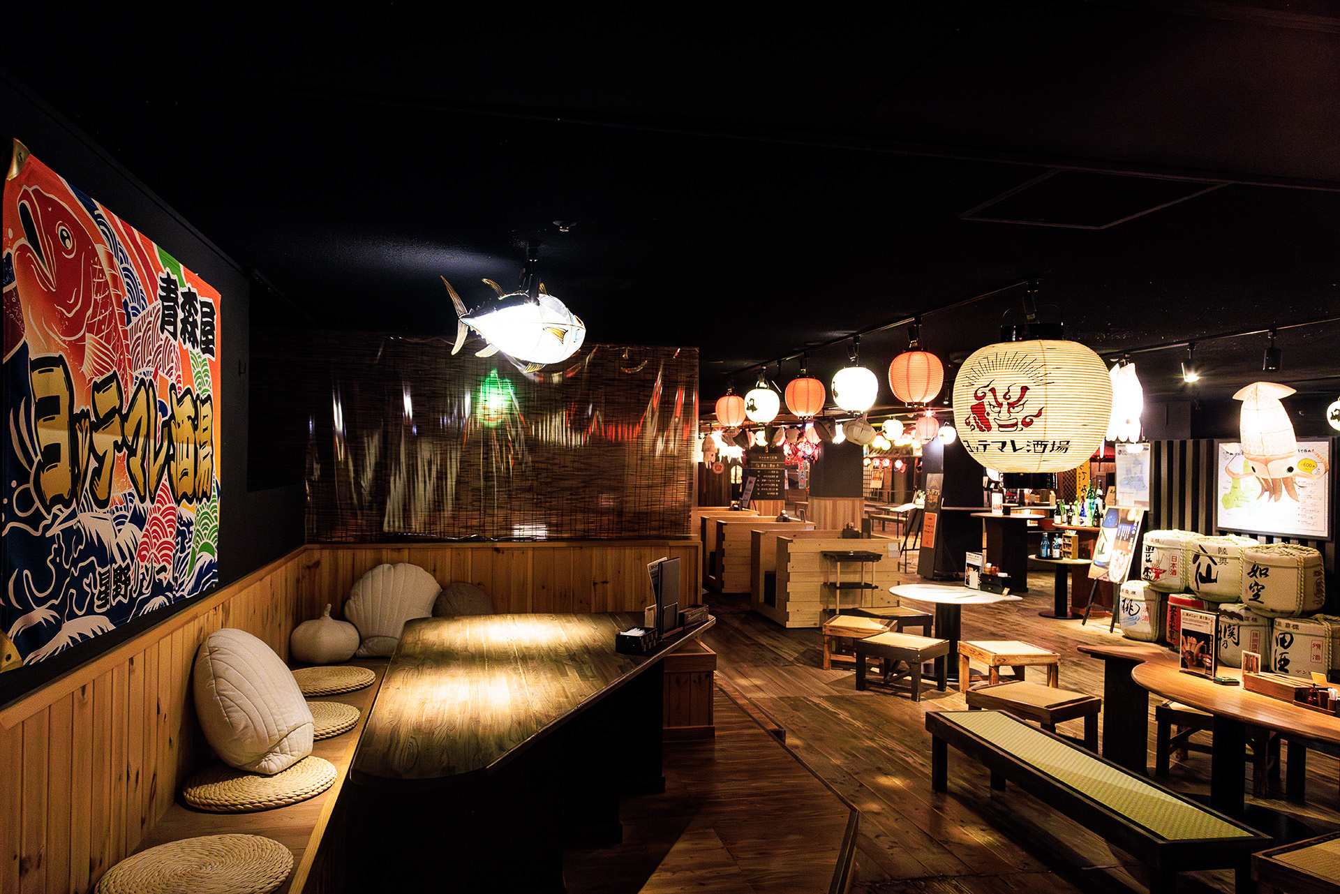 21時から23時営業のヨッテマレ酒場。営業時間外も客席として利用できる