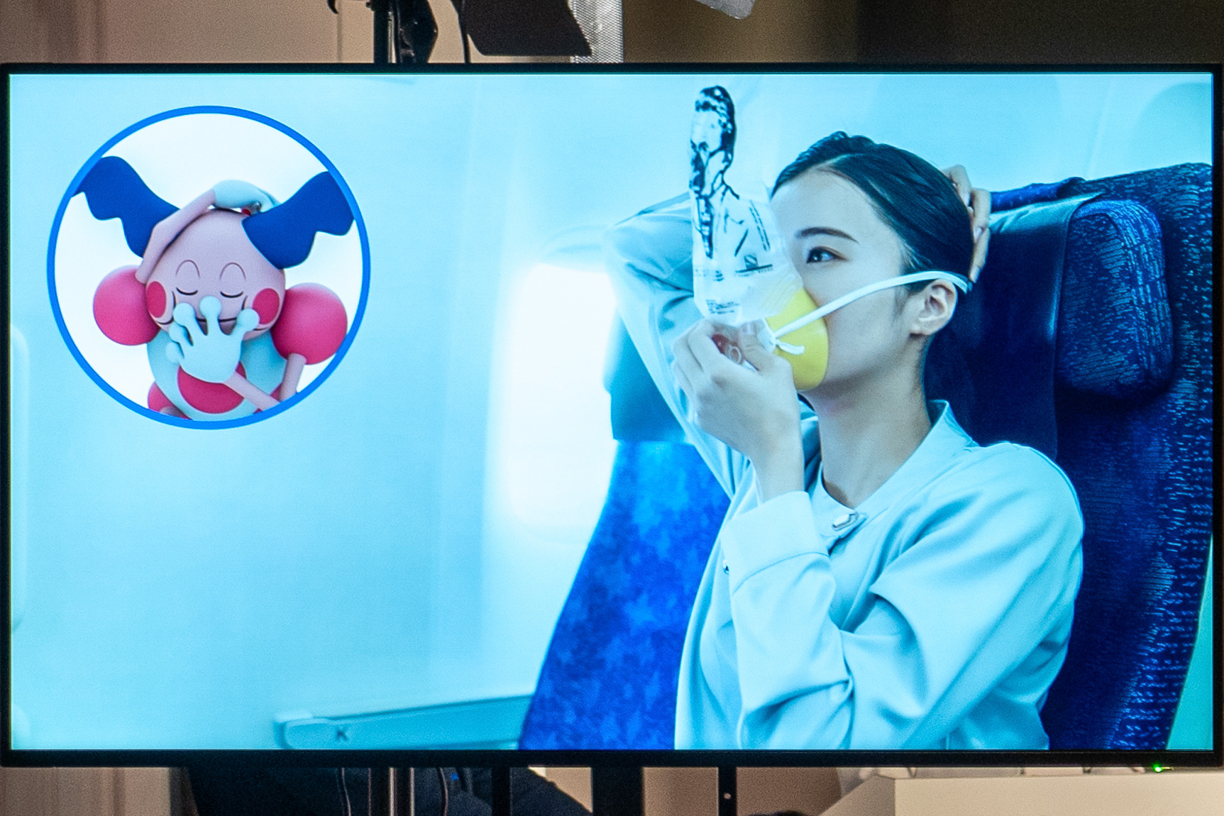 ポケモンたちを通じて分かりやすく説明している機内安全ビデオ