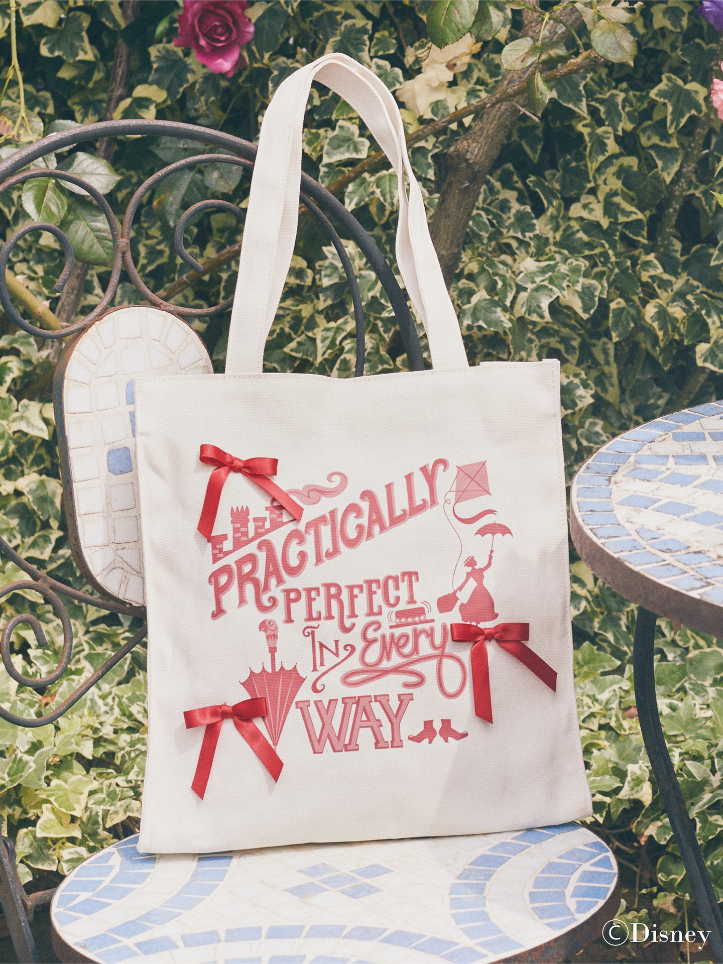 「Mary Poppins/スクエアトートバッグ」（6600円）