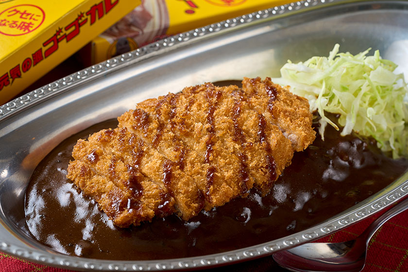 金沢名物「ゴーゴ－カレー」（ながやま）