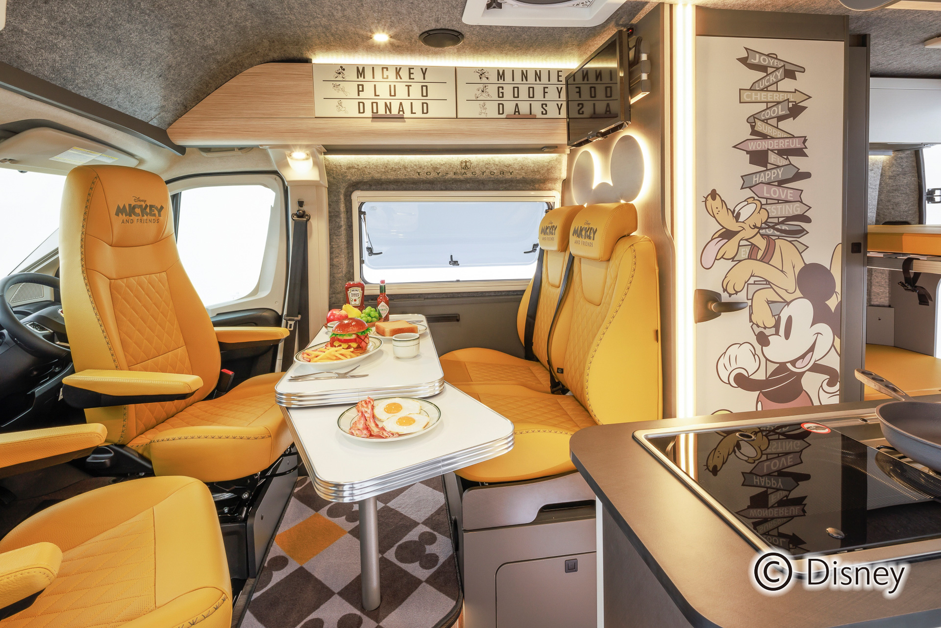 ダイナー感たっぷり。おしゃれな空間で旅気分が盛り上がる