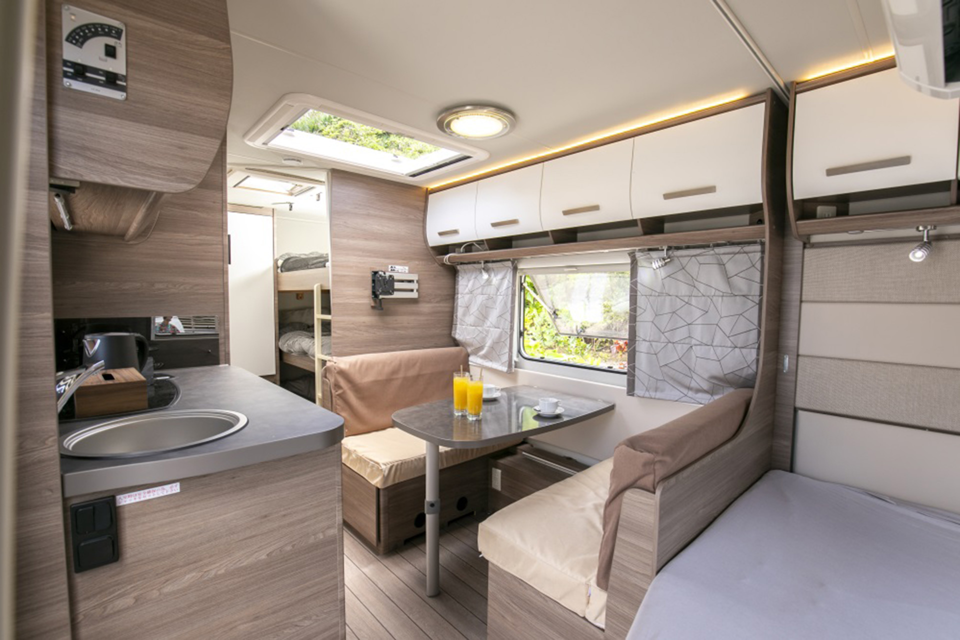 クナウス スポーツ