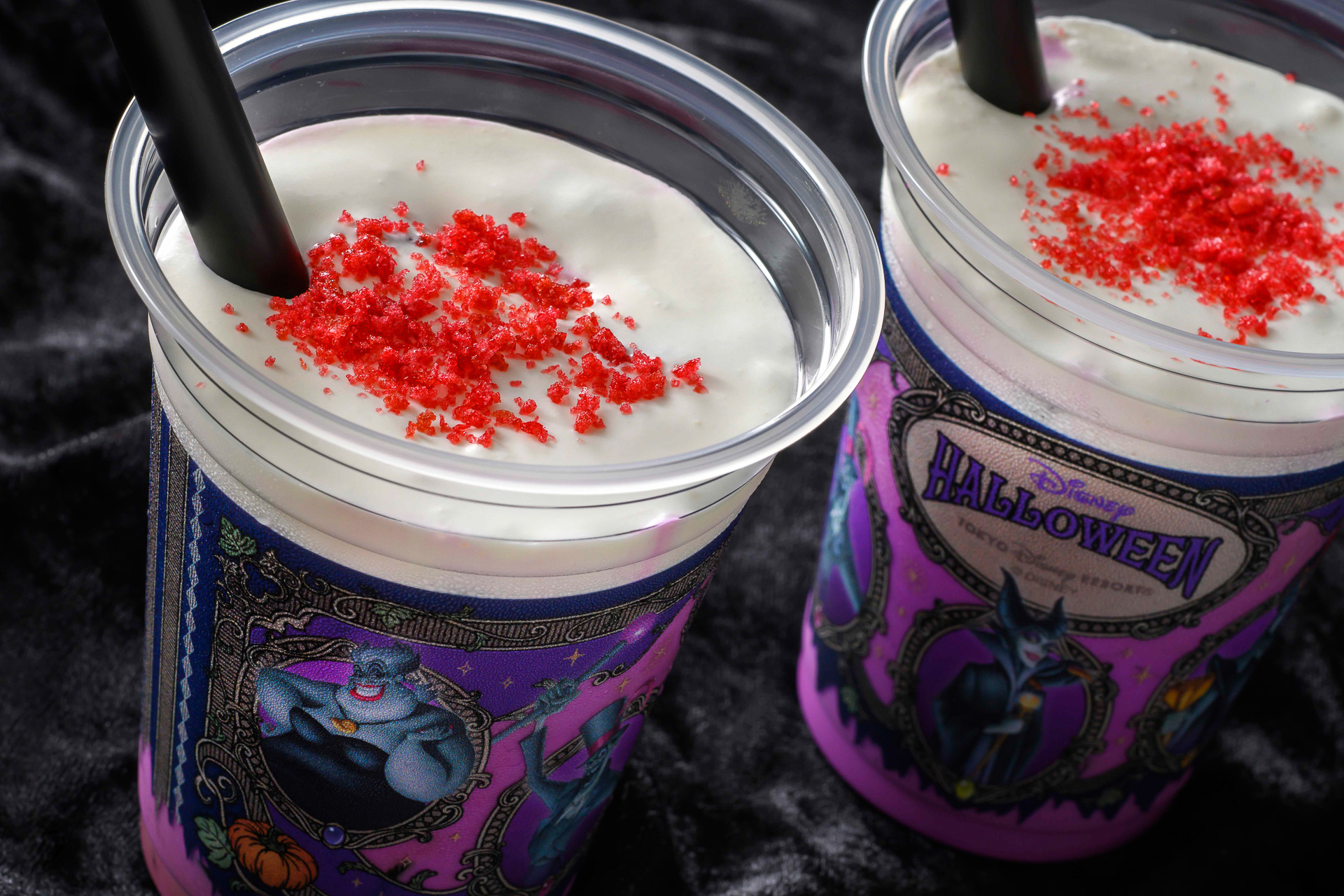 「スペシャルドリンク（紫イモ、ミルク、コーヒーゼリー）」（700円）