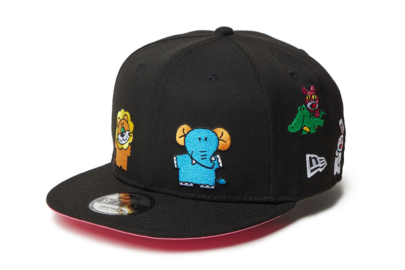 パッケージの9キャラクターをクラウン周囲に配置した「9FIFTY」（6050円）